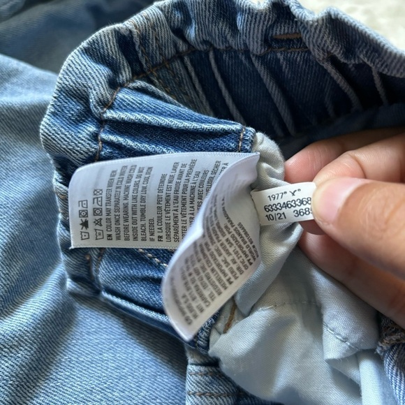 American Eagle Women's Size 6 Regular Blue Paperbag Jeans - Picture 3 of 5